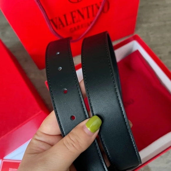 👍Stunning Valentino Women's Belt - Picture 5 of 5
